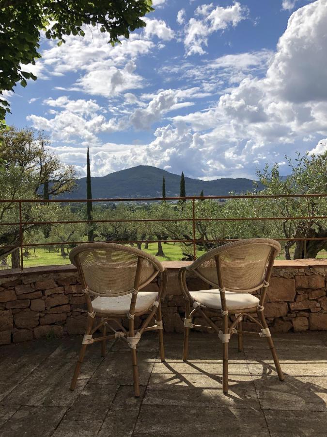 Les Hauts De Diane, Cuers Var Esterno foto