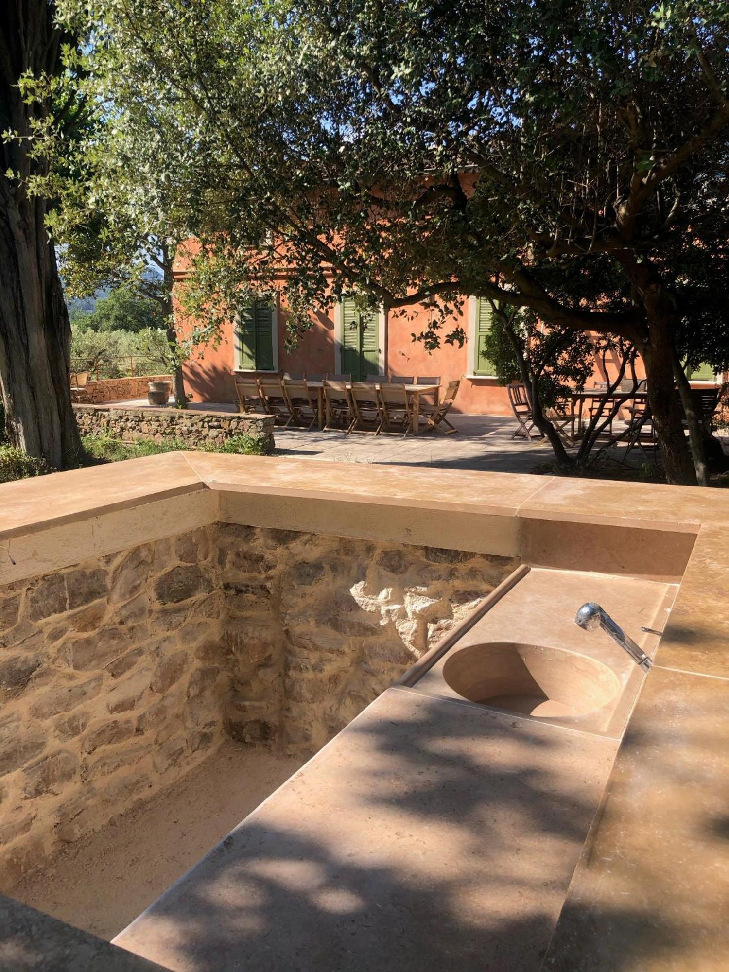 Les Hauts De Diane, Cuers Var Esterno foto